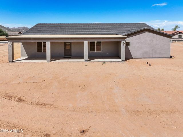 6897 W APPALOOSA Trail, Coolidge, AZ 85128