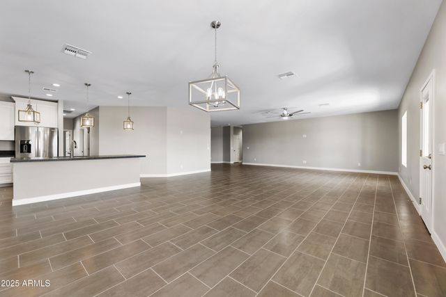 6897 W APPALOOSA Trail, Coolidge, AZ 85128