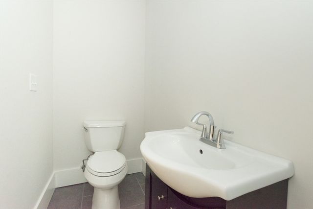 16 Suffolk Street 1, Cambridge, MA 02139