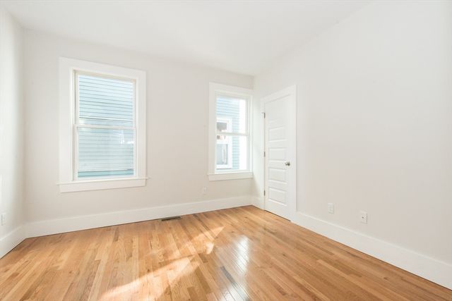 16 Suffolk Street 1, Cambridge, MA 02139