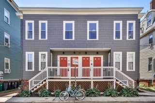 16 Suffolk Street 1, Cambridge, MA 02139