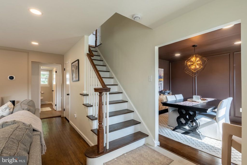 23 WELLINGTON PL, BURLINGTON, NJ 08016 — photo 4