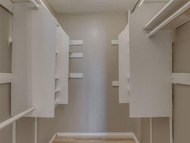 2124 Oakside Drive, Norman, OK 73071