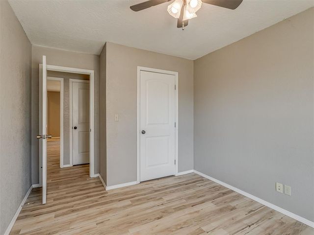 2124 Oakside Drive, Norman, OK 73071