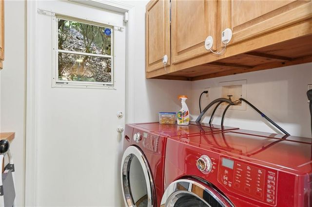 906 Riverside Lane, Blue Ridge, GA 30513