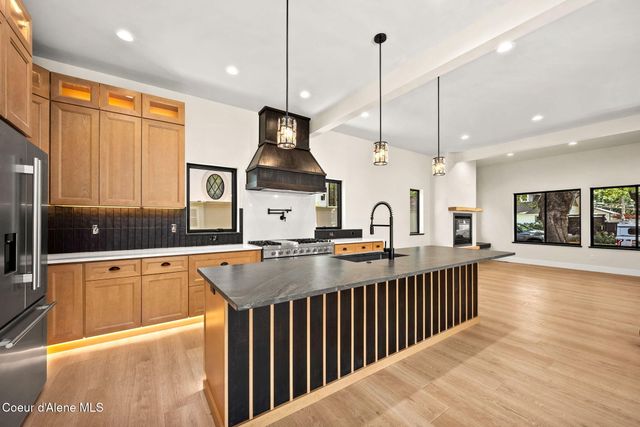 519 E Garden AVE, Coeur D'alene, ID 83814