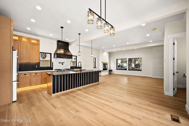 519 E Garden AVE, Coeur D'alene, ID 83814