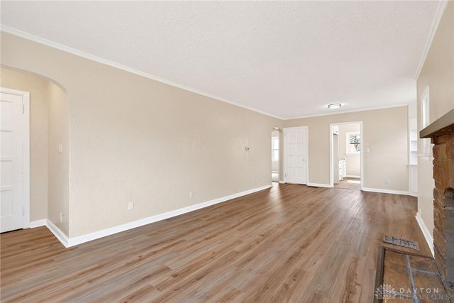 2822 W Hillcrest Avenue, Dayton, OH 45406