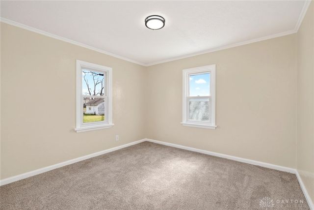 2822 W Hillcrest Avenue, Dayton, OH 45406