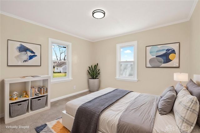 2822 W Hillcrest Avenue, Dayton, OH 45406