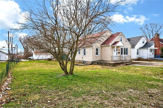 2822 W Hillcrest Avenue, Dayton, OH 45406