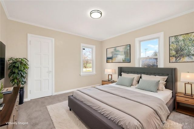 2822 W Hillcrest Avenue, Dayton, OH 45406