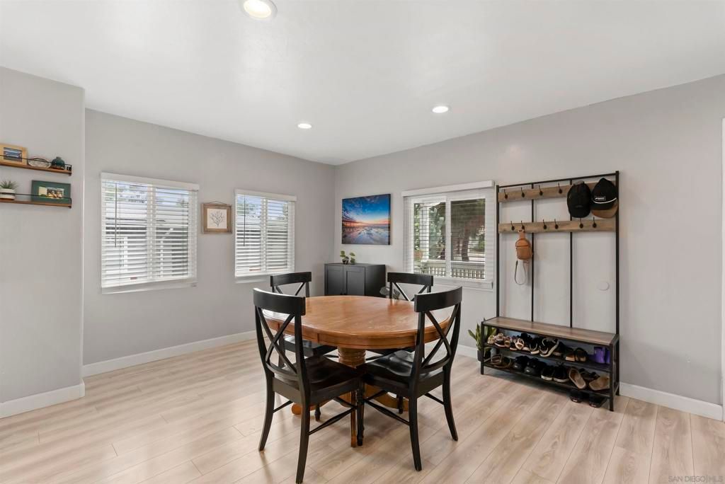 Image 13 of property listing at 5316 Roswell St, San Diego, CA 92114