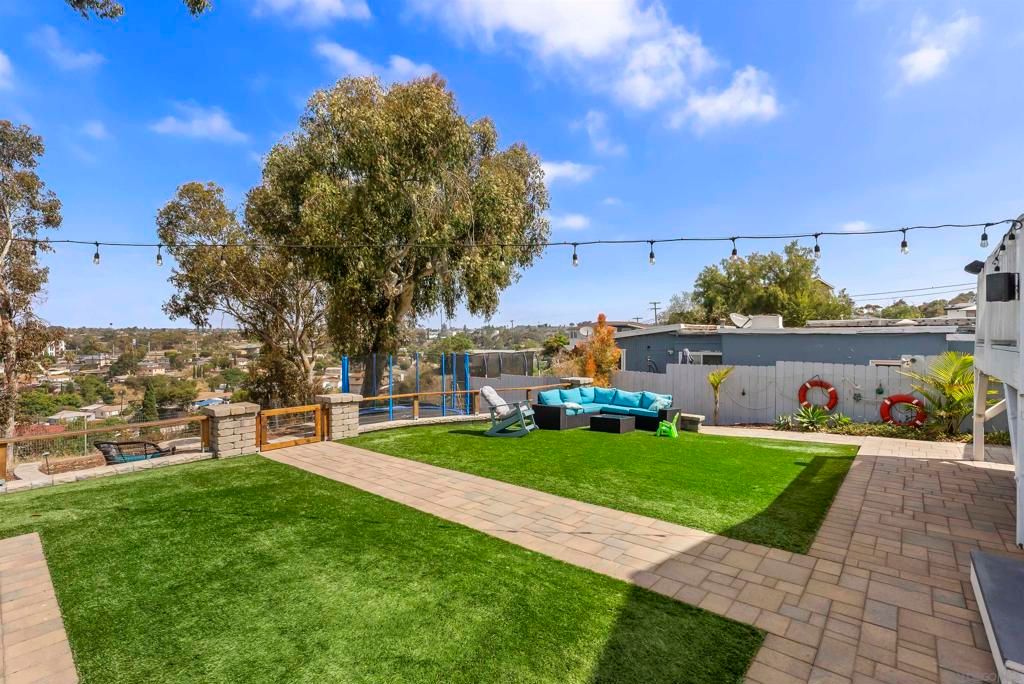Image 29 of property listing at 5316 Roswell St, San Diego, CA 92114