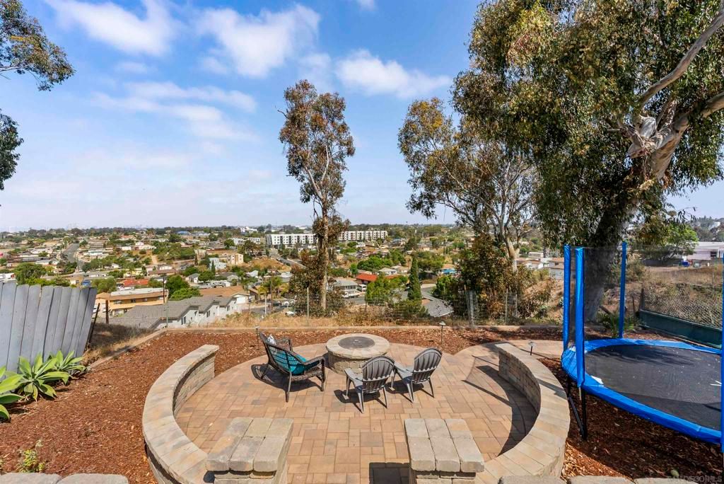 Image 33 of property listing at 5316 Roswell St, San Diego, CA 92114