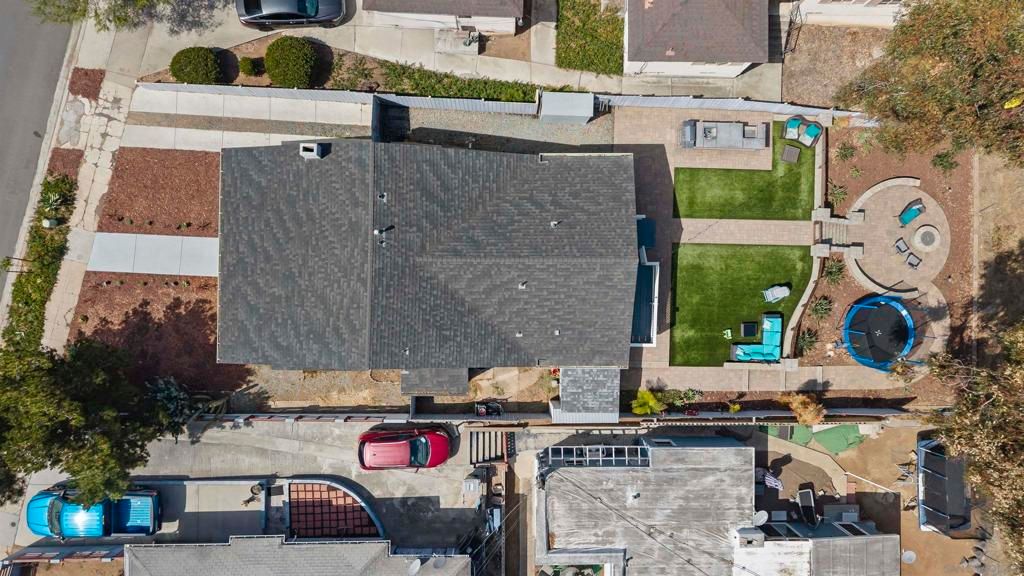 Image 38 of property listing at 5316 Roswell St, San Diego, CA 92114