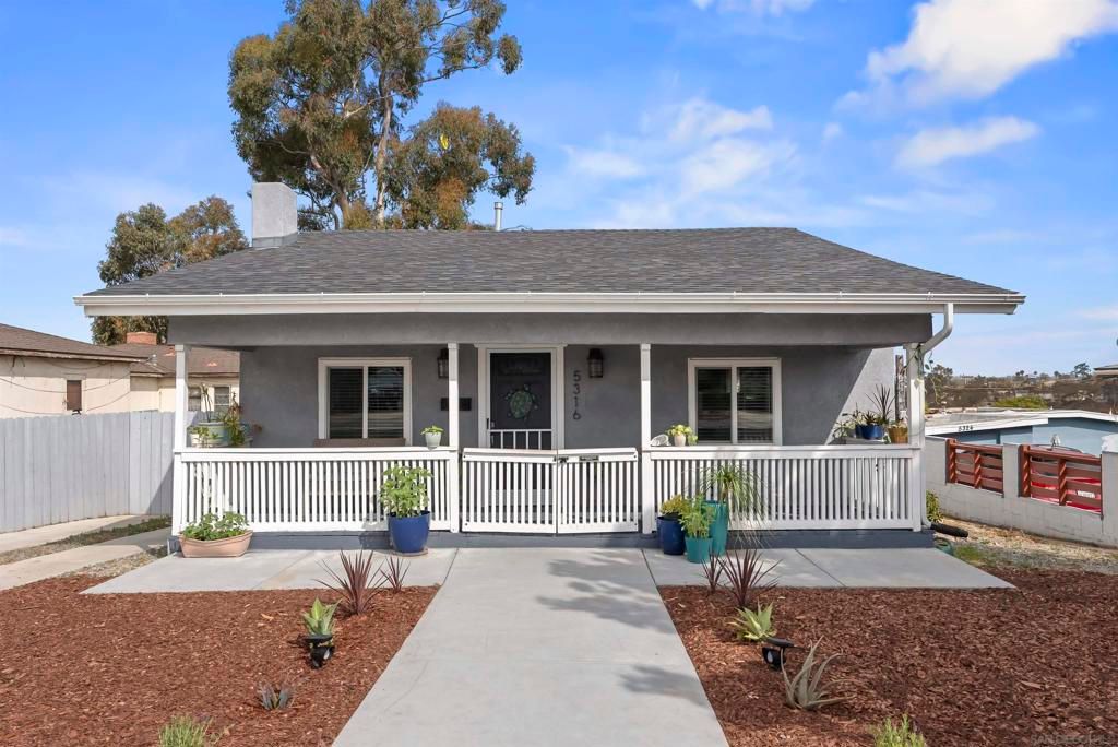 Image 4 of property listing at 5316 Roswell St, San Diego, CA 92114