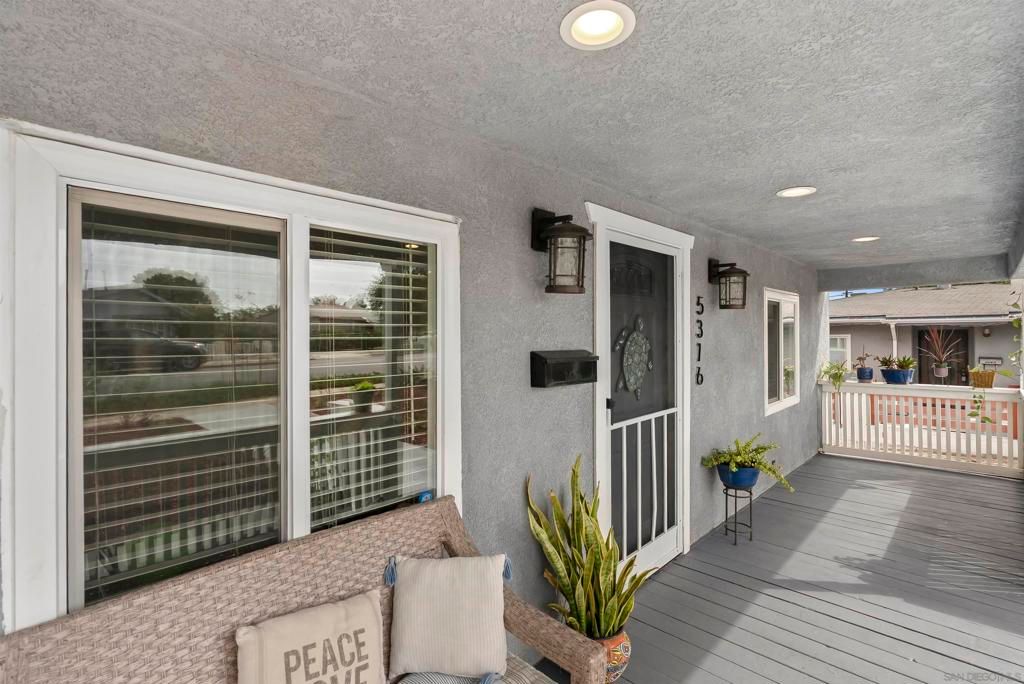 Image 5 of property listing at 5316 Roswell St, San Diego, CA 92114
