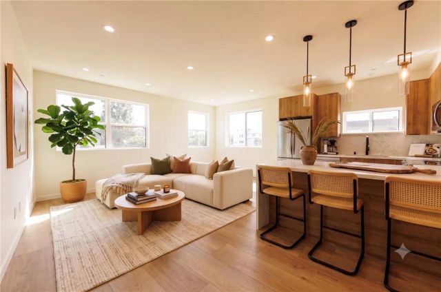 5933 Comey Avenue 1, Los Angeles, CA 90034