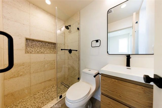 5933 Comey Avenue 1, Los Angeles, CA 90034