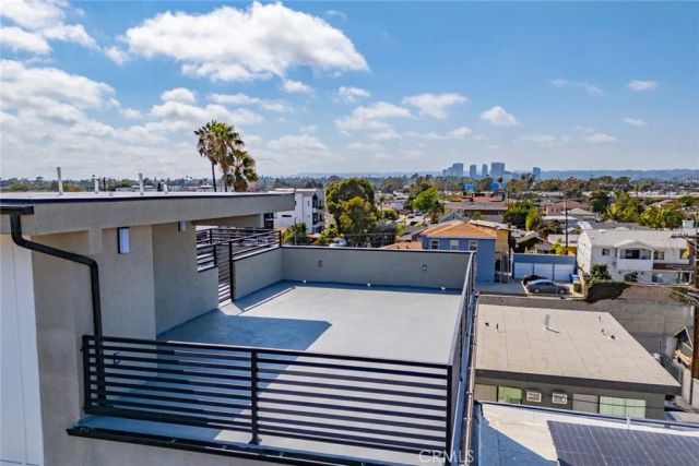 5933 Comey Avenue 1, Los Angeles, CA 90034