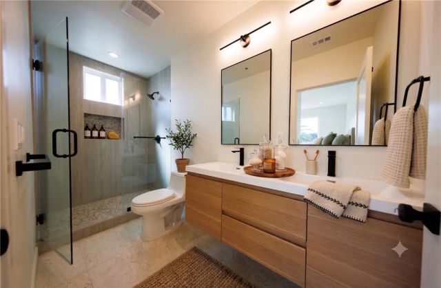 5933 Comey Avenue 1, Los Angeles, CA 90034