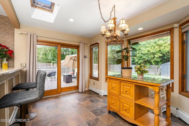 910 Somerset Drive, Toms River, NJ 08753