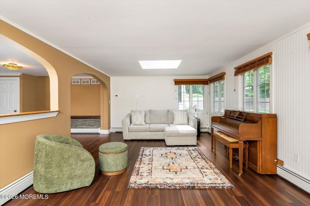 910 Somerset Drive, Toms River, NJ 08753
