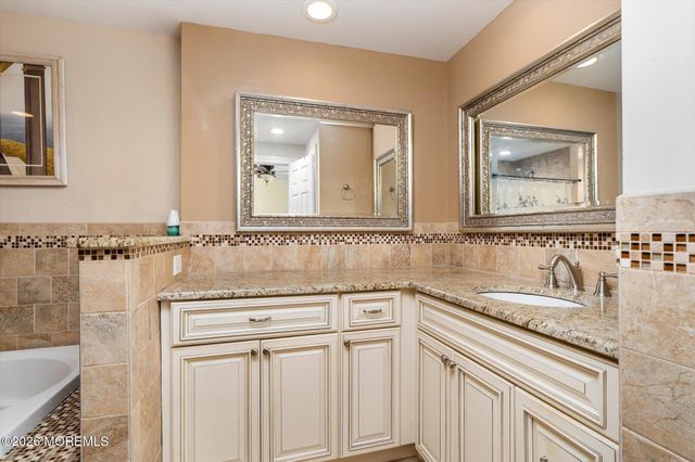 910 Somerset Drive, Toms River, NJ 08753