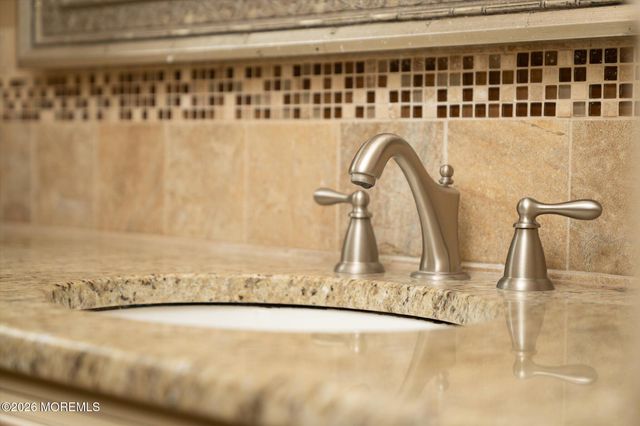910 Somerset Drive, Toms River, NJ 08753