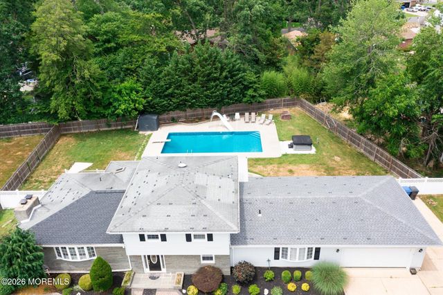 910 Somerset Drive, Toms River, NJ 08753