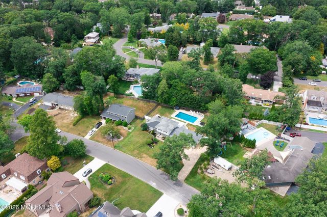 910 Somerset Drive, Toms River, NJ 08753