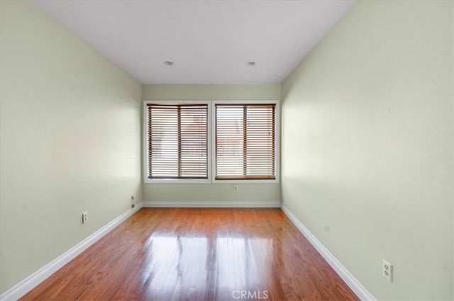 5249 Colodny 8, Agoura Hills, CA 91301