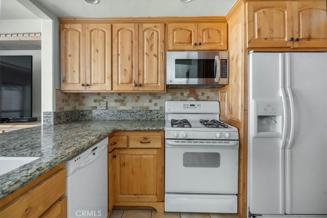 5249 Colodny 8, Agoura Hills, CA 91301