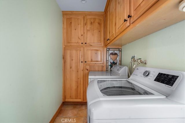 5249 Colodny 8, Agoura Hills, CA 91301