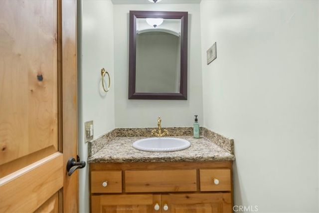 5249 Colodny 8, Agoura Hills, CA 91301