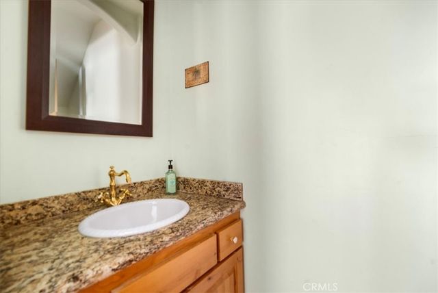 5249 Colodny 8, Agoura Hills, CA 91301