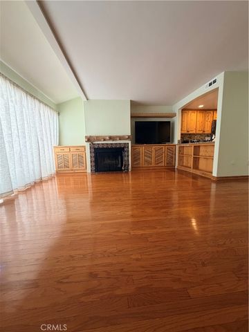 5249 Colodny 8, Agoura Hills, CA 91301