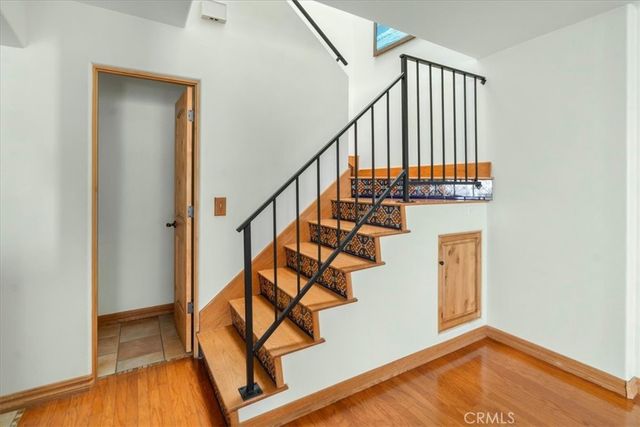 5249 Colodny 8, Agoura Hills, CA 91301