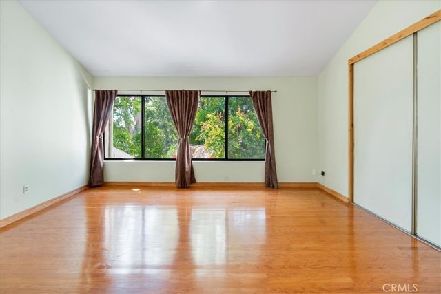 5249 Colodny 8, Agoura Hills, CA 91301