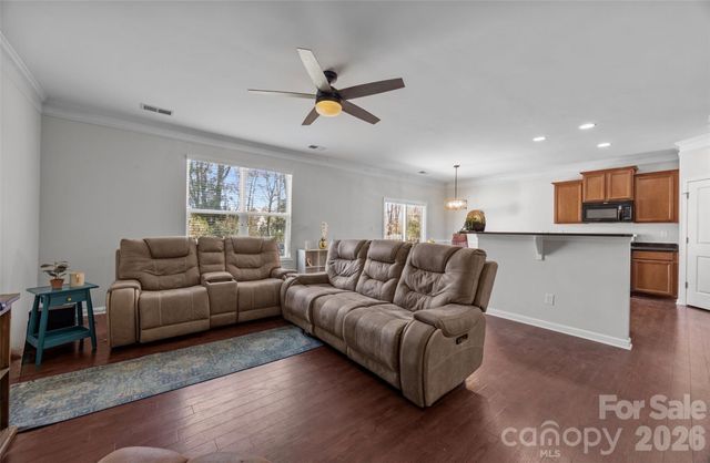 2707 Hunters Moon Lane, Matthews, NC 28105