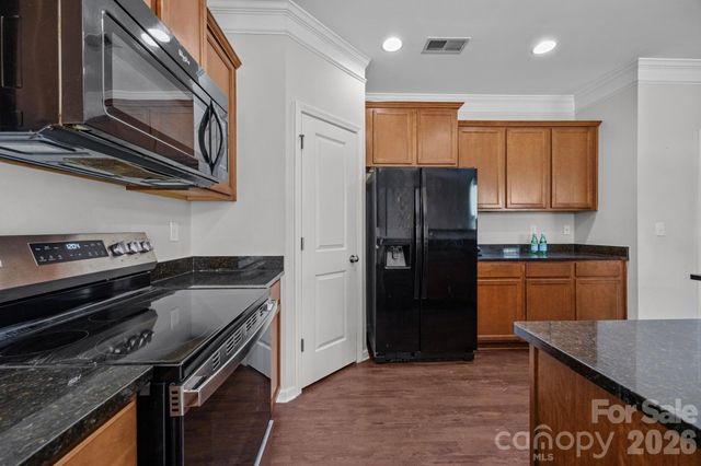 2707 Hunters Moon Lane, Matthews, NC 28105