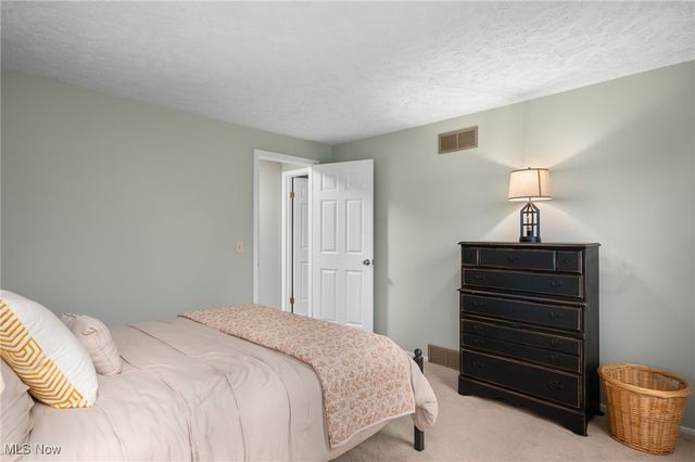 9693 Martinique Drive, Concord, OH 44060