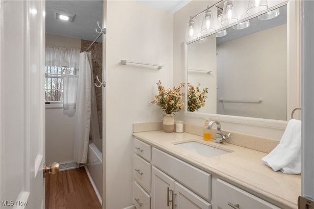 9693 Martinique Drive, Concord, OH 44060