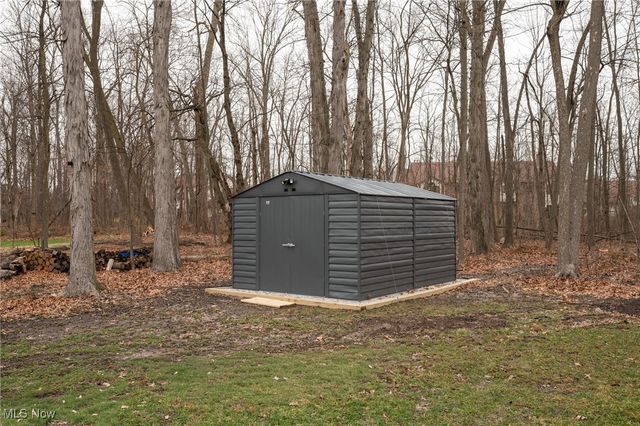 9693 Martinique Drive, Concord, OH 44060