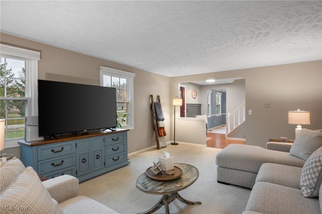 9693 Martinique Drive, Concord, OH 44060