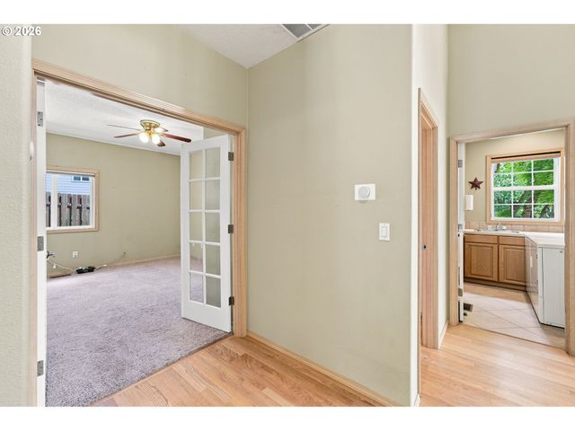 4818 Se WOODLAND Way, Gresham, OR 97080