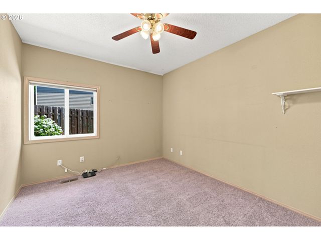 4818 Se WOODLAND Way, Gresham, OR 97080