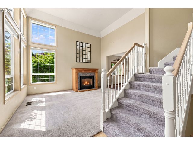 4818 Se WOODLAND Way, Gresham, OR 97080