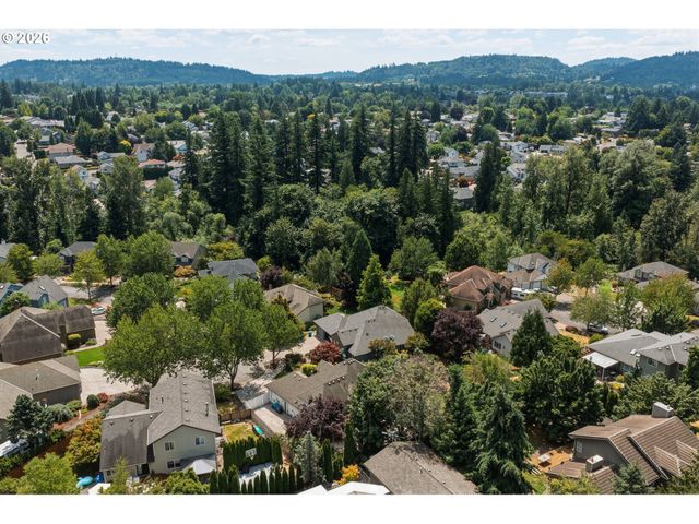 4818 Se WOODLAND Way, Gresham, OR 97080